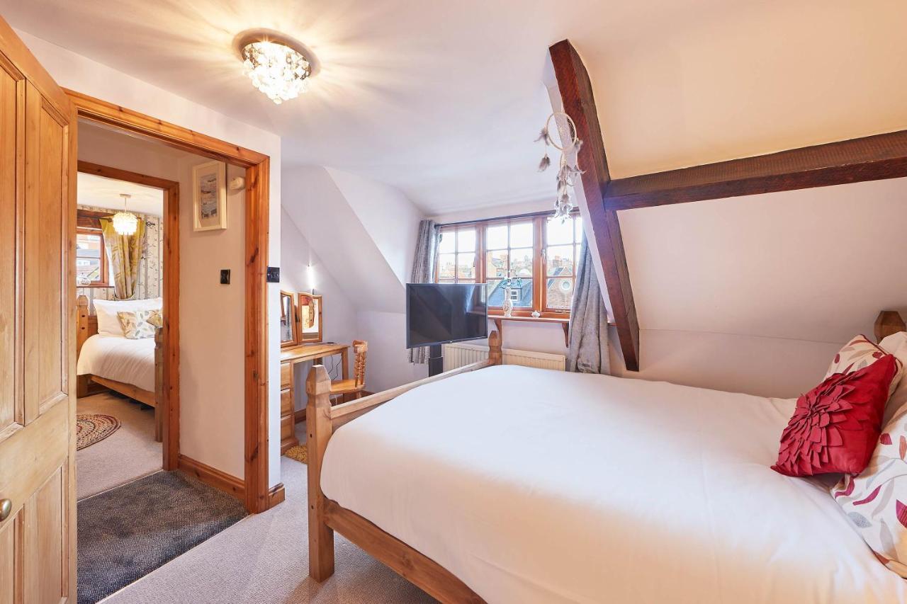Host & Stay - Oldcorn Cottage Whitby Bagian luar foto