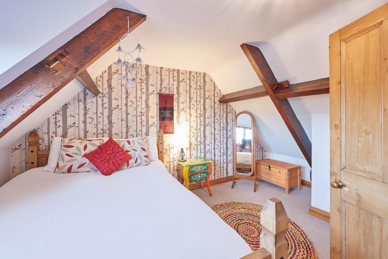 Host & Stay - Oldcorn Cottage Whitby Bagian luar foto